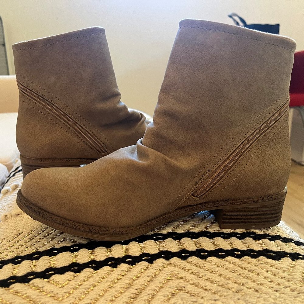 NEW Blowfish Malibu Vincant Boots / Booties